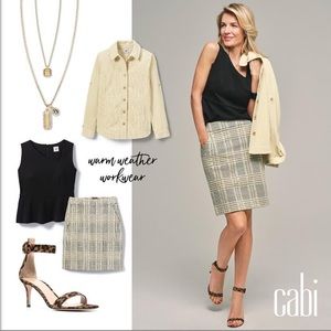 Cabi new fall 23 travel skirt 8